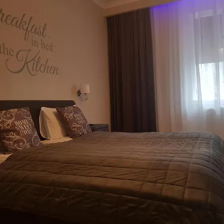 Apartment Center Dream *