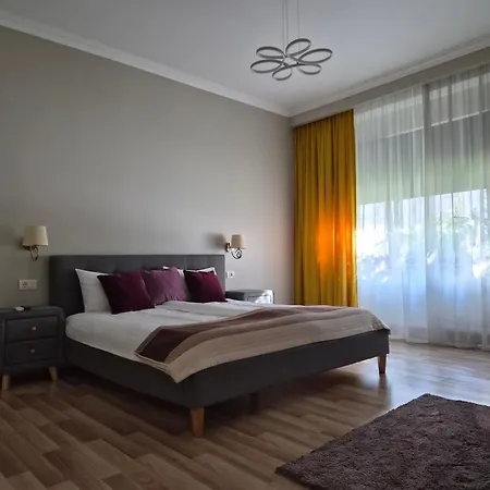 Center Dream Apartment *